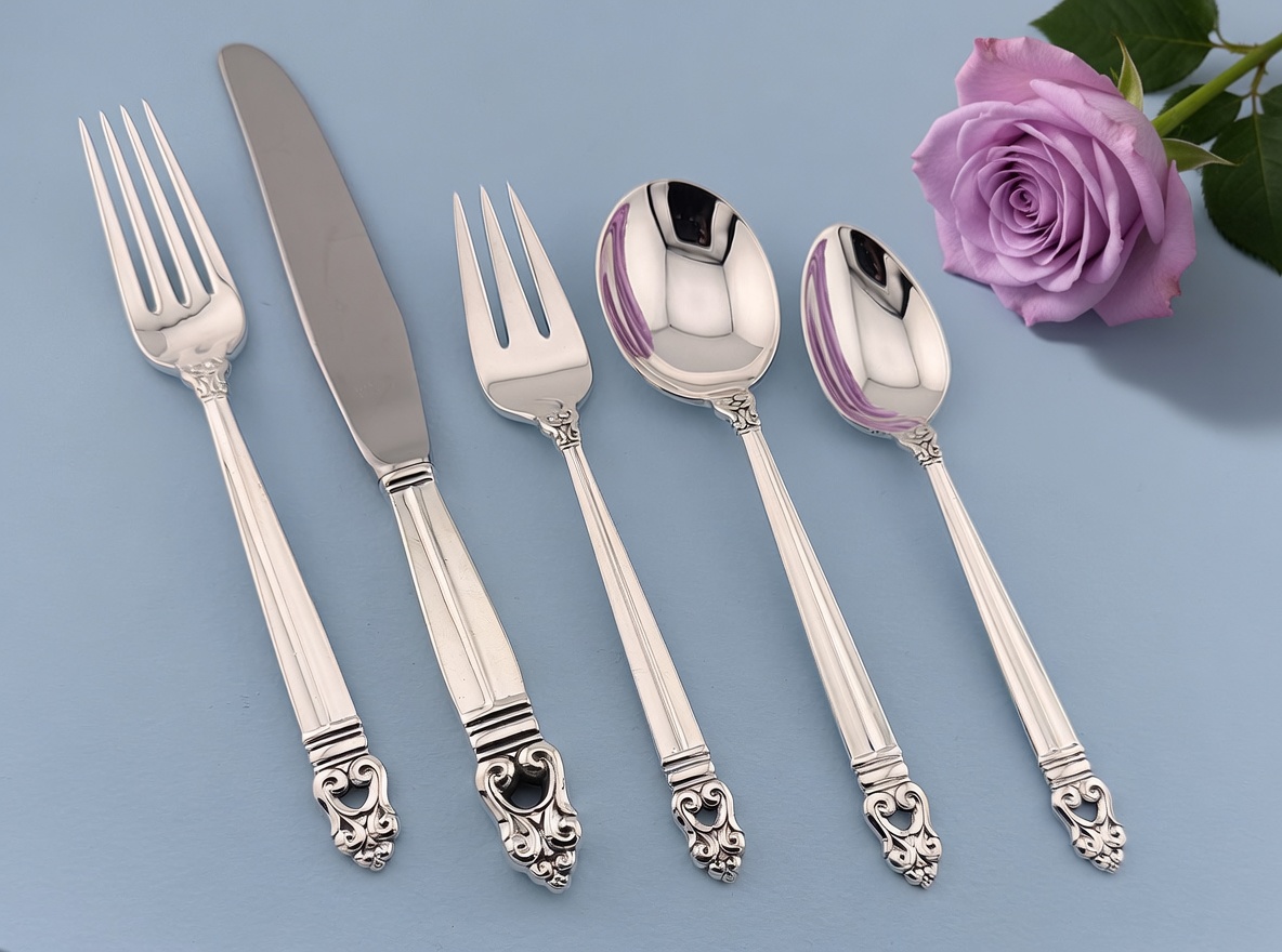 International Royal Danish Sterling Silver 5-Piece Place Setting